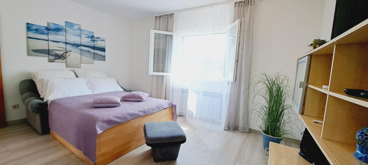 Apartments Darija & Pero Пучишча Экстерьер фото